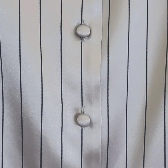 Yves St Claire Satin Silver Stripe Blouse 12P - Picture 4 of 11